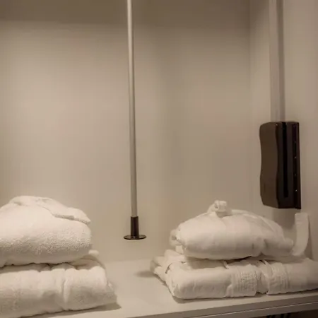 Ned Luxury Penthouse & Aparthotel